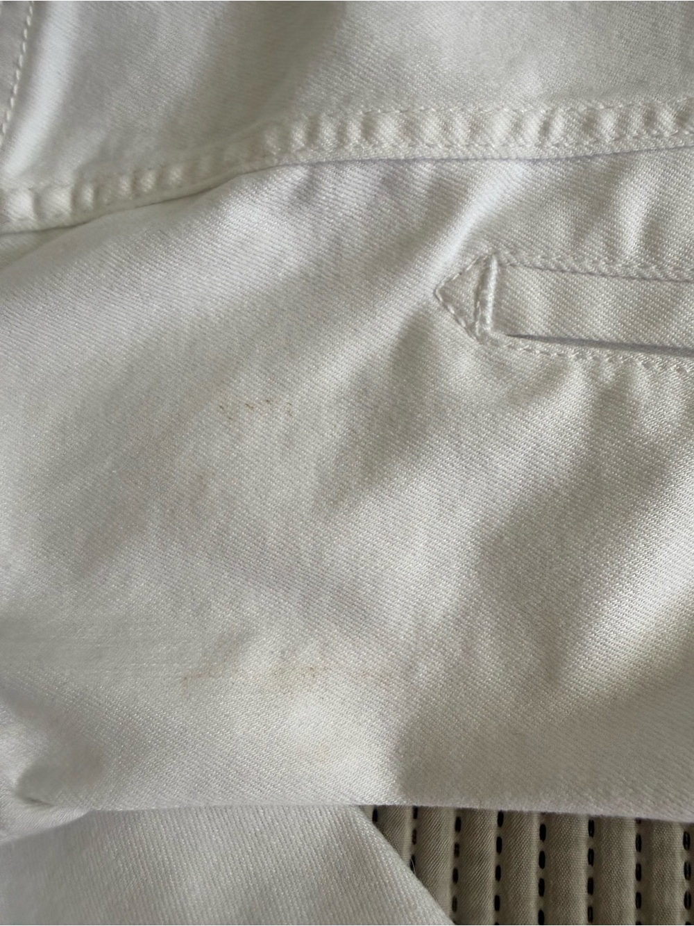 Talbots White Denim Jacket Women’s Size M Stretch Classic Trucker Jean Jacket - Picture 10 of 10